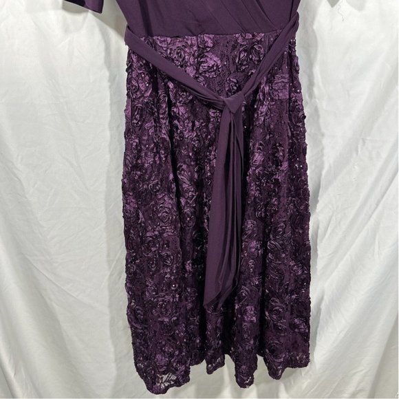 NEW $219 Alex Evenings [ 10 ] Mixed Media Sequined Rosette Midi Dress Eggplant‎ - Picture 9 of 14